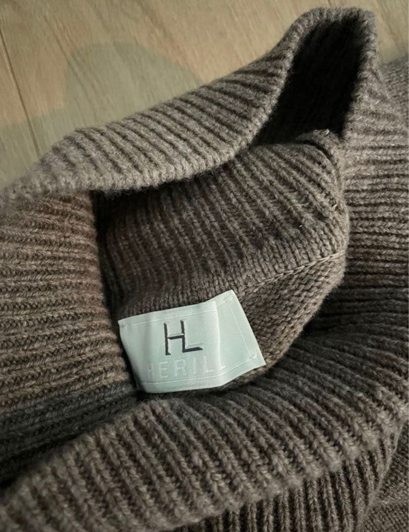 定価4万 Herill ブラックシープタートルネック 2023FW 最終値下げ！
