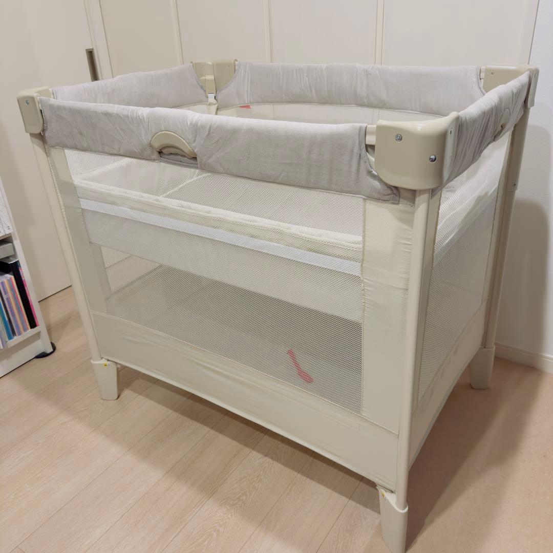 【美品・付属品完備】アップリカ ココネル エアープラス AB ホワイトベージュ