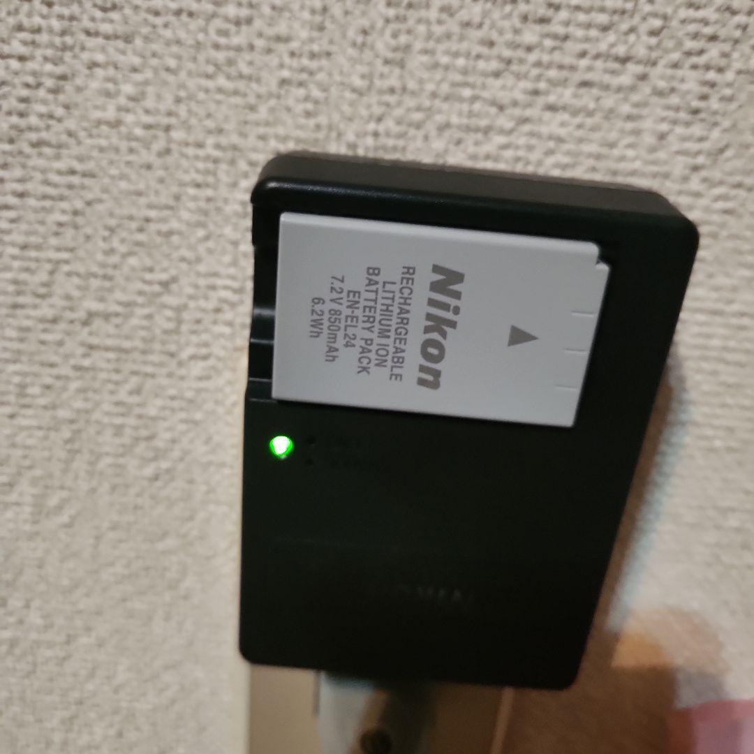 美品 NIKON J5 ダブルレンズキット ブラック 箱付き 欠品なし