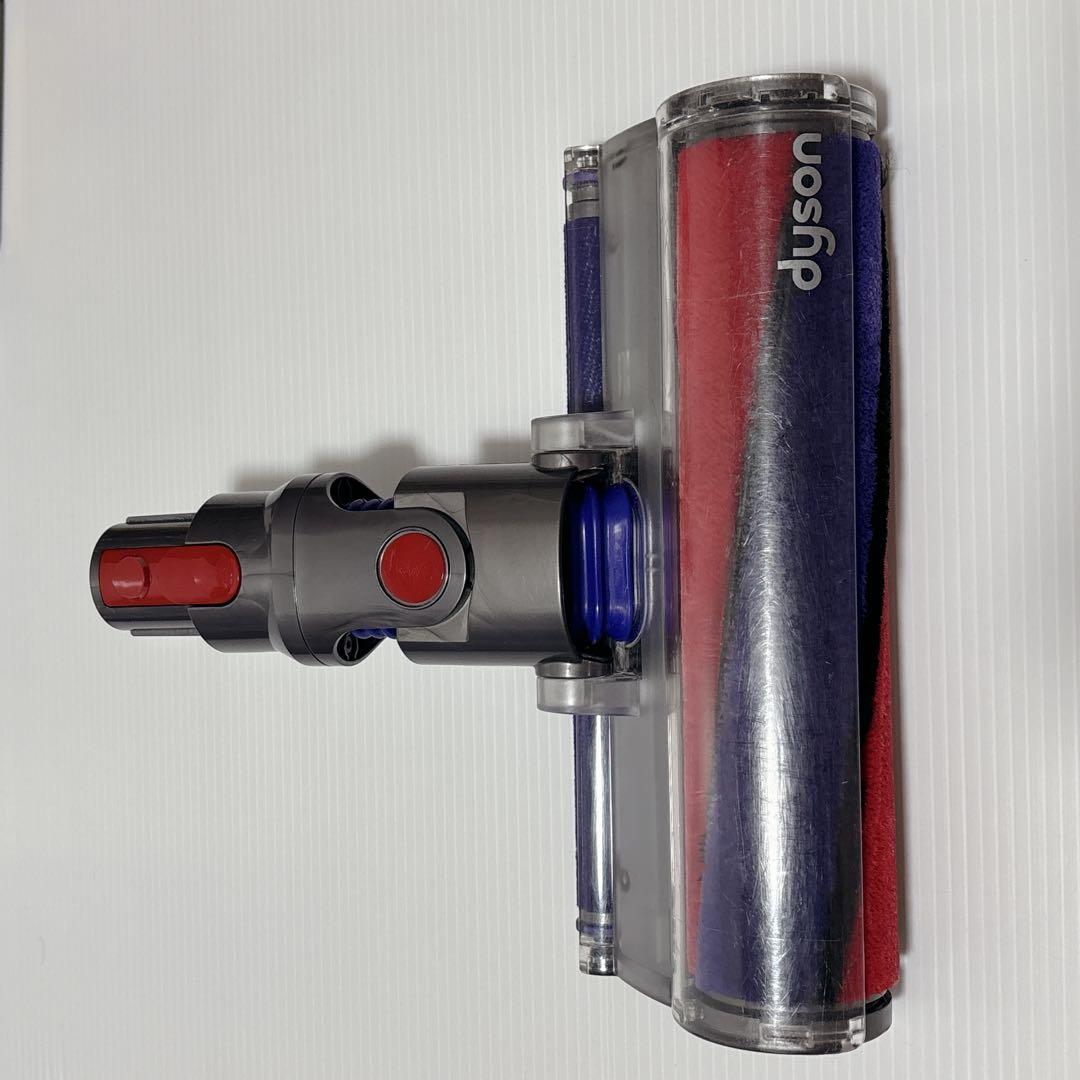 Dyson cyclone v10 fluffy+ コードレス掃除機 SV12