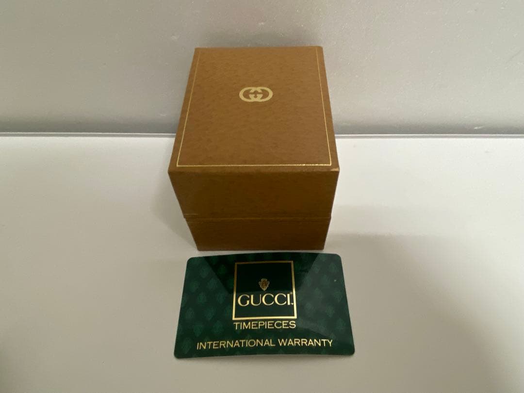 電池交換済み　GUCCI　グッチ　3000L　クオーツ　レディース時計