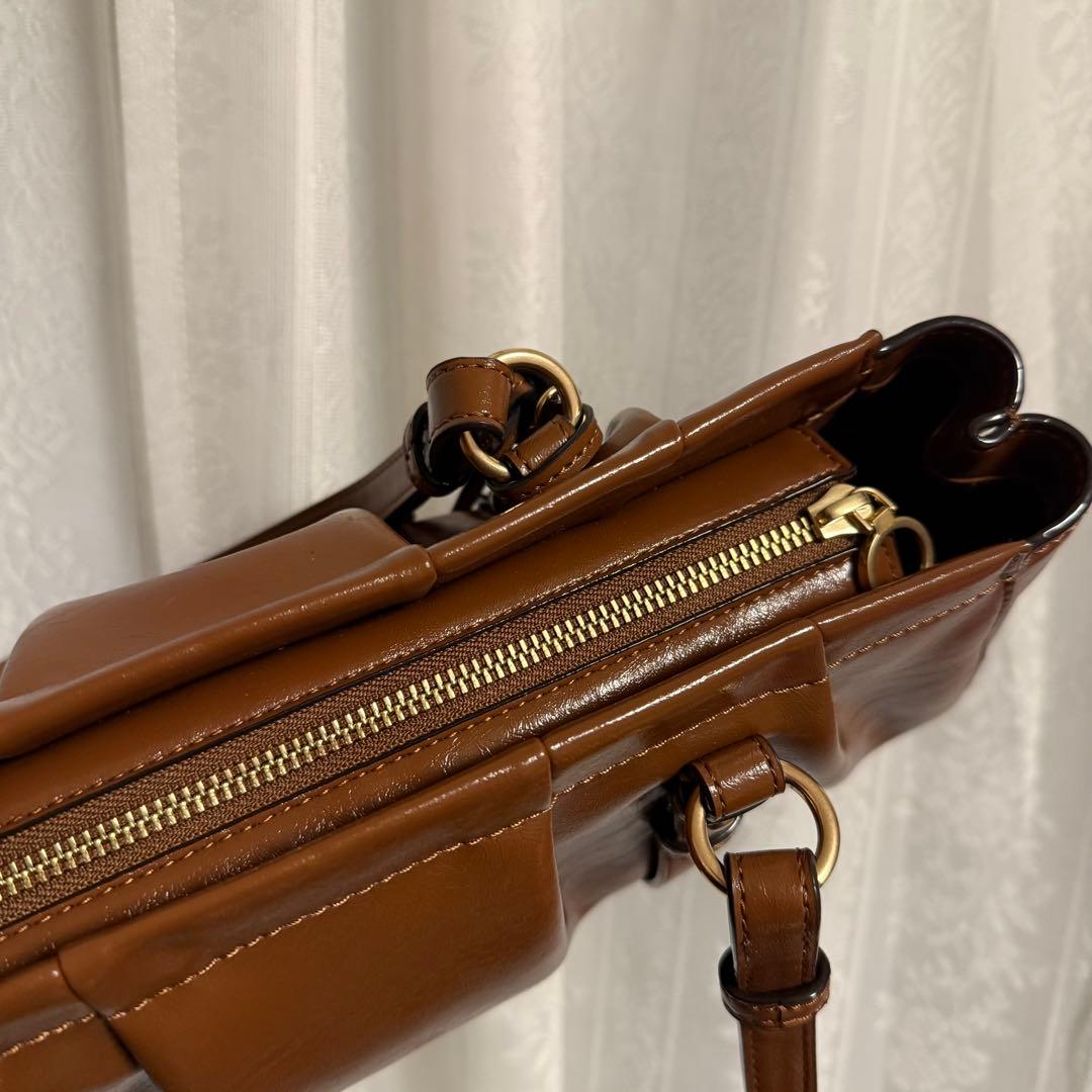 CHARLES&KEITH ショルダーバッグ　ブラウン　茶色　新品未使用