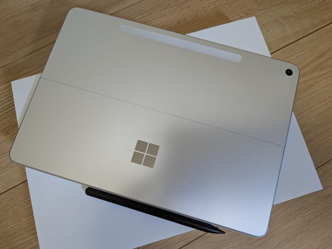★ほぼ新品・即発送★Microsoft最新SurfacePro12プラチナペン付