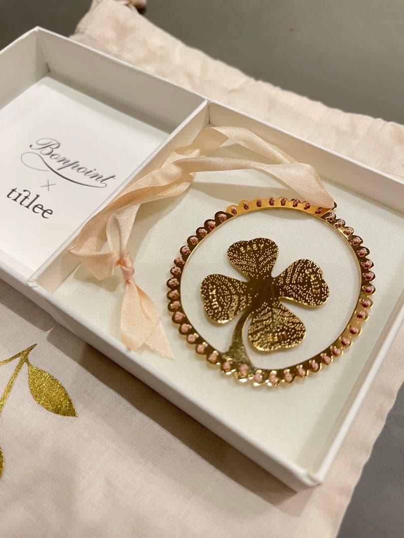 Bonpoint x tillee 四つ葉クローバー オーナメント ブックマーク