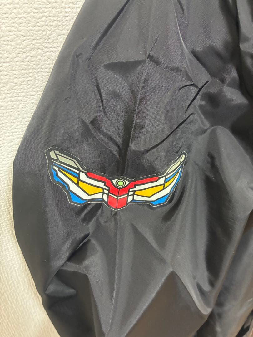 【非売品】ウルトラマンゼロ　スタッフジャンパー