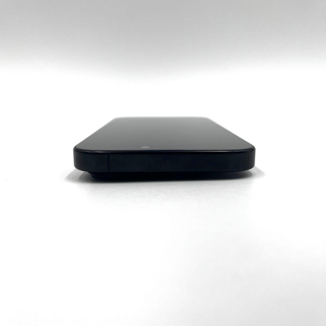【ほぼ未使用】 iPhone 16 Pro ブラックチタン SIMフリー