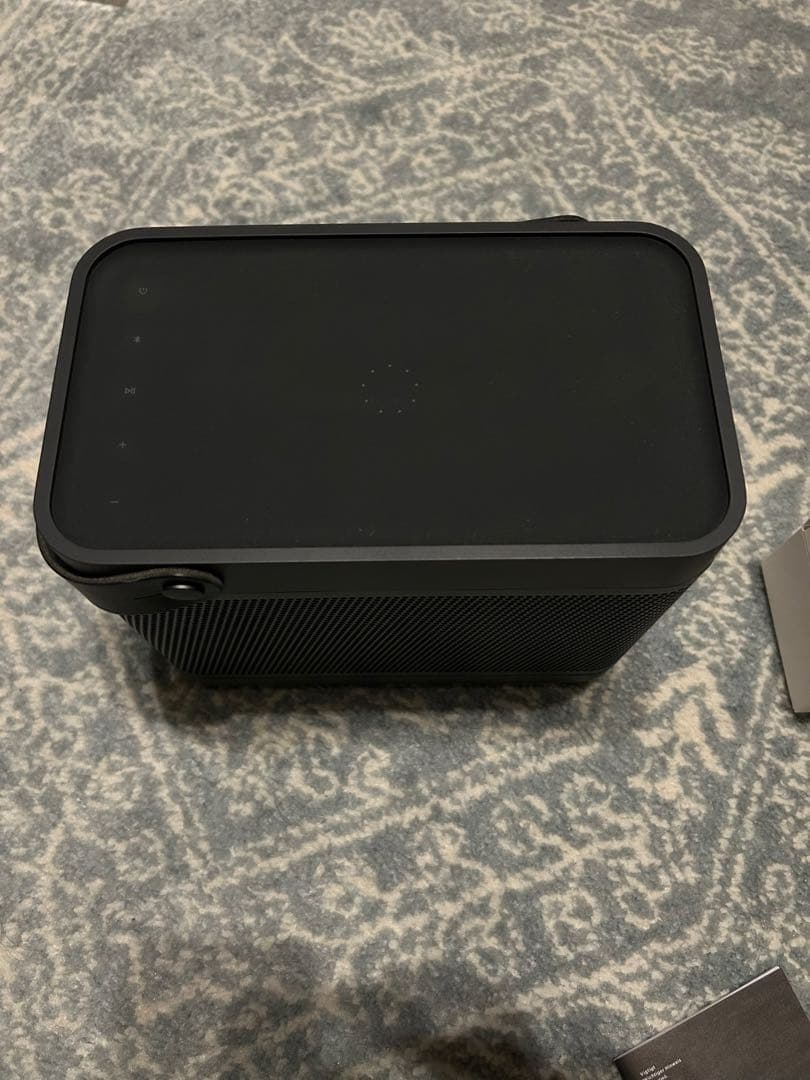 スピーカー・ウーファー bang&olufsen BEOLIT20