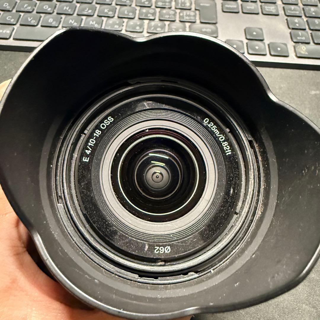 SONY E 10-18mm F4 OSS ズームレンズ