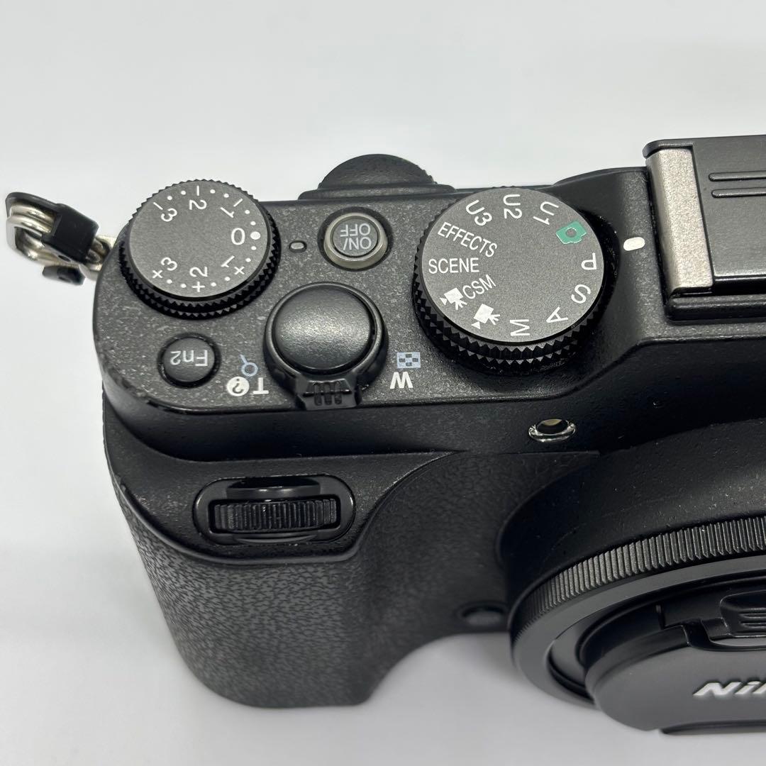 高級コンデジ Nikon COOLPIX P7800