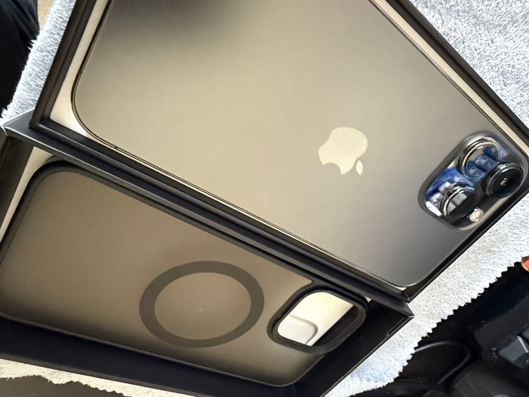 iPhone 13 Pro MAX グラファイト 512GB simフリー