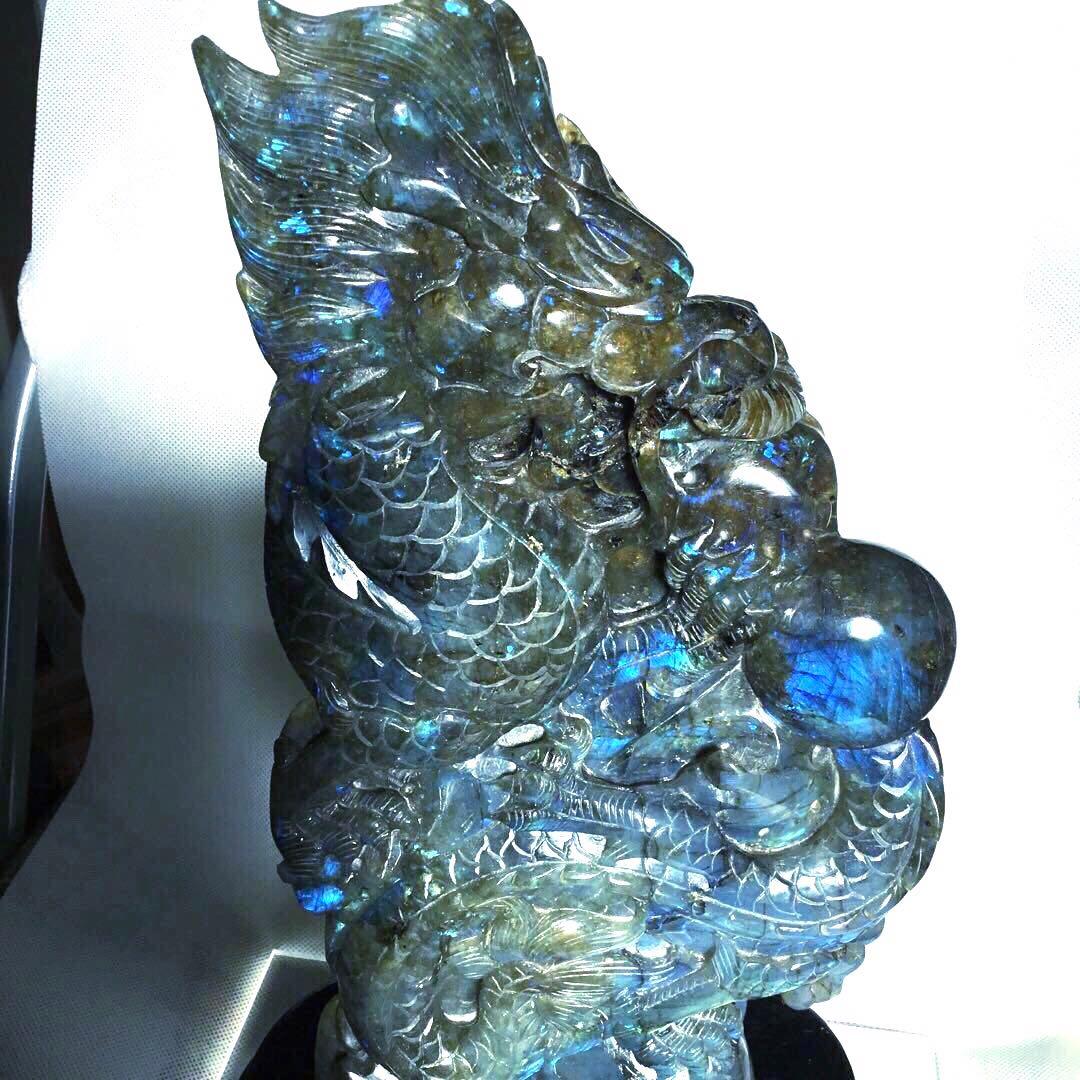 龍彫刻置物　縁起物　天然石　最高品質ラブラドライト　パワーストーン　1点限定