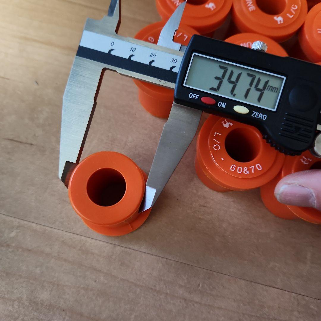 ランクル77用？　デューンポリエーテルブッシュ