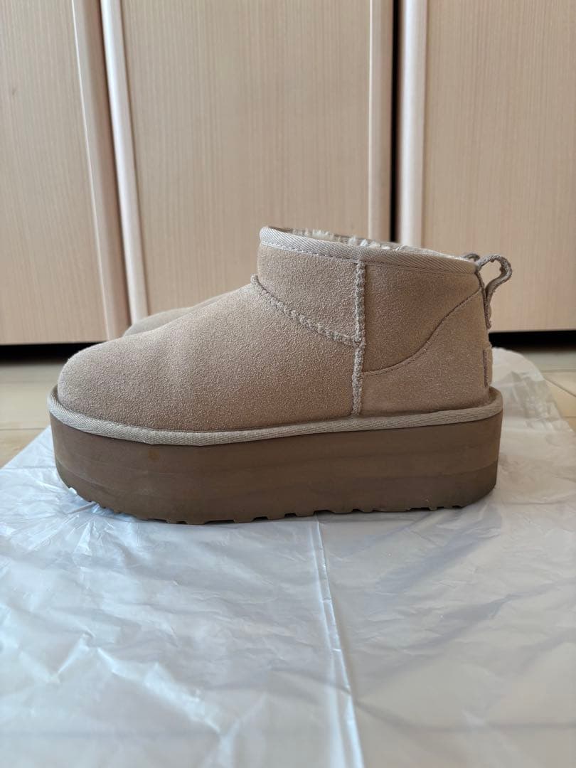 UGG W CLASSIC ULTRA MINI PLATFORM 厚底Sand
