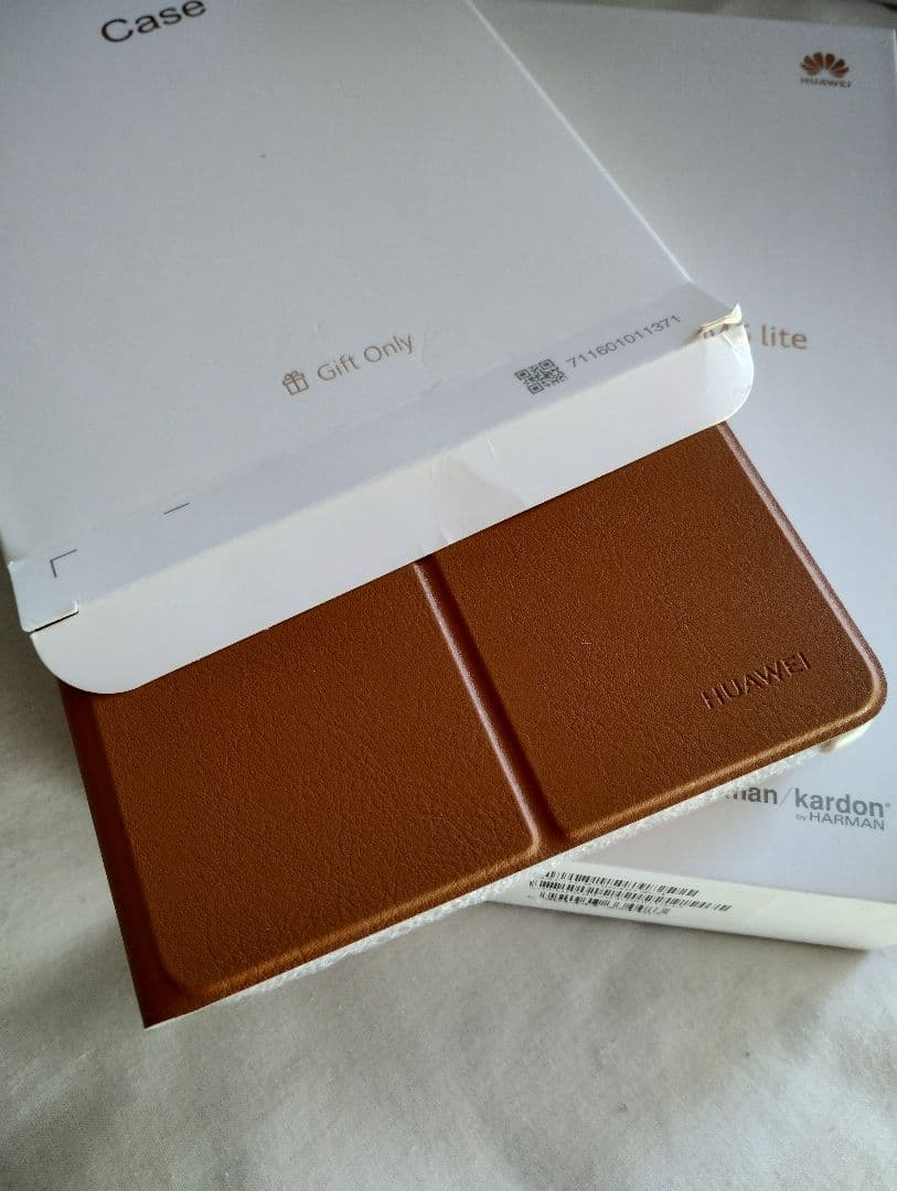 MediaPad M5 lite 8インチ マイクロSDカード32GB ケース付