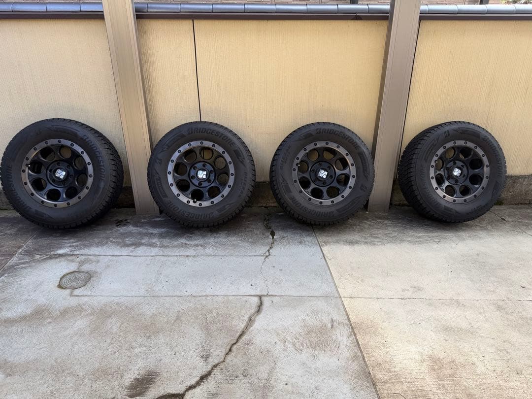 ランクル　プラド ホイール　17インチ　スタッドレスタイヤ付き2万キロ以下