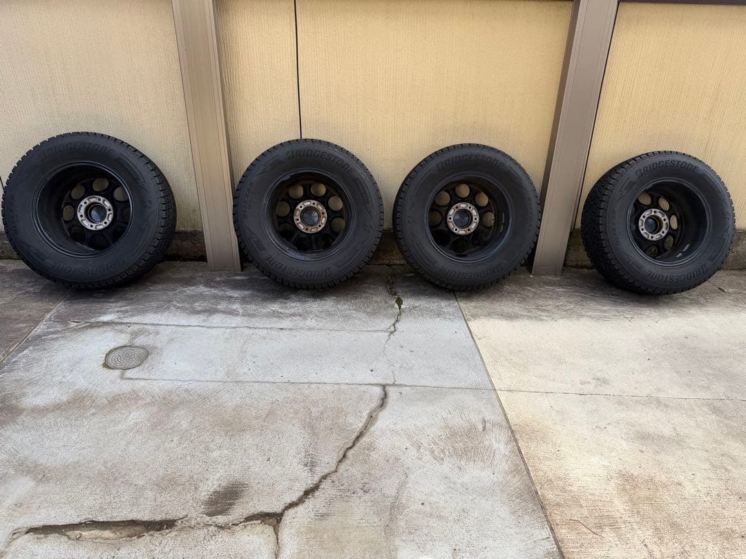 ランクル　プラド ホイール　17インチ　スタッドレスタイヤ付き2万キロ以下