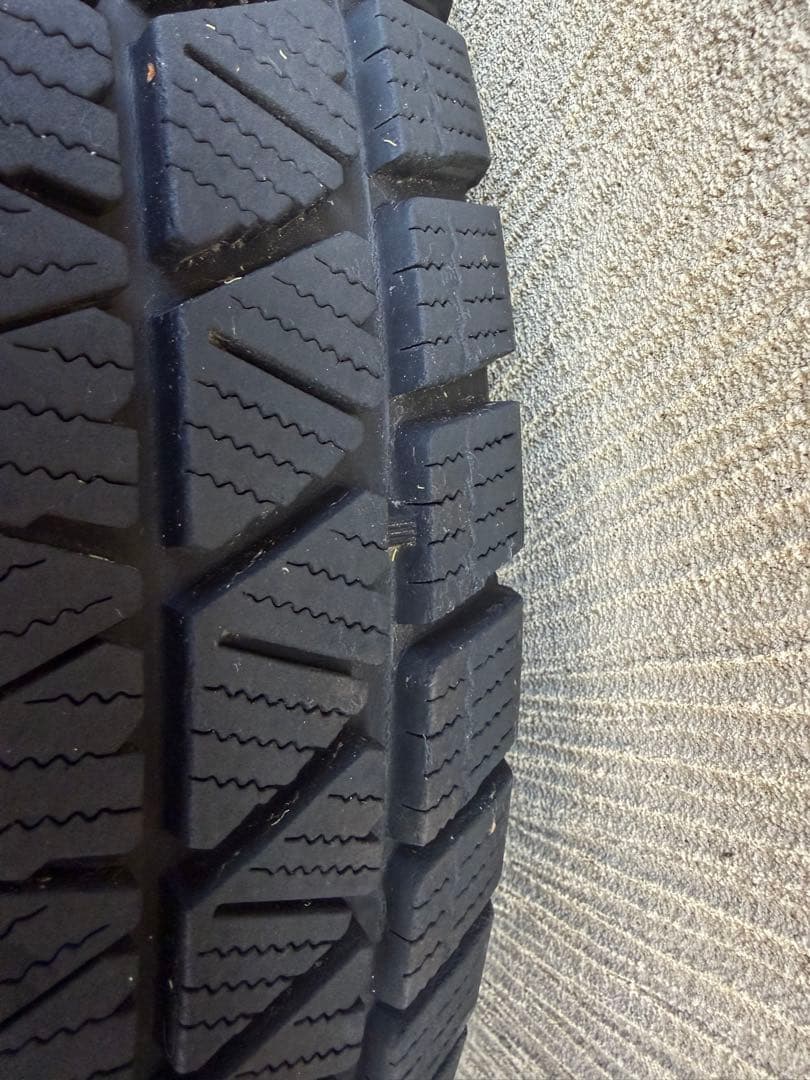 ランクル　プラド ホイール　17インチ　スタッドレスタイヤ付き2万キロ以下