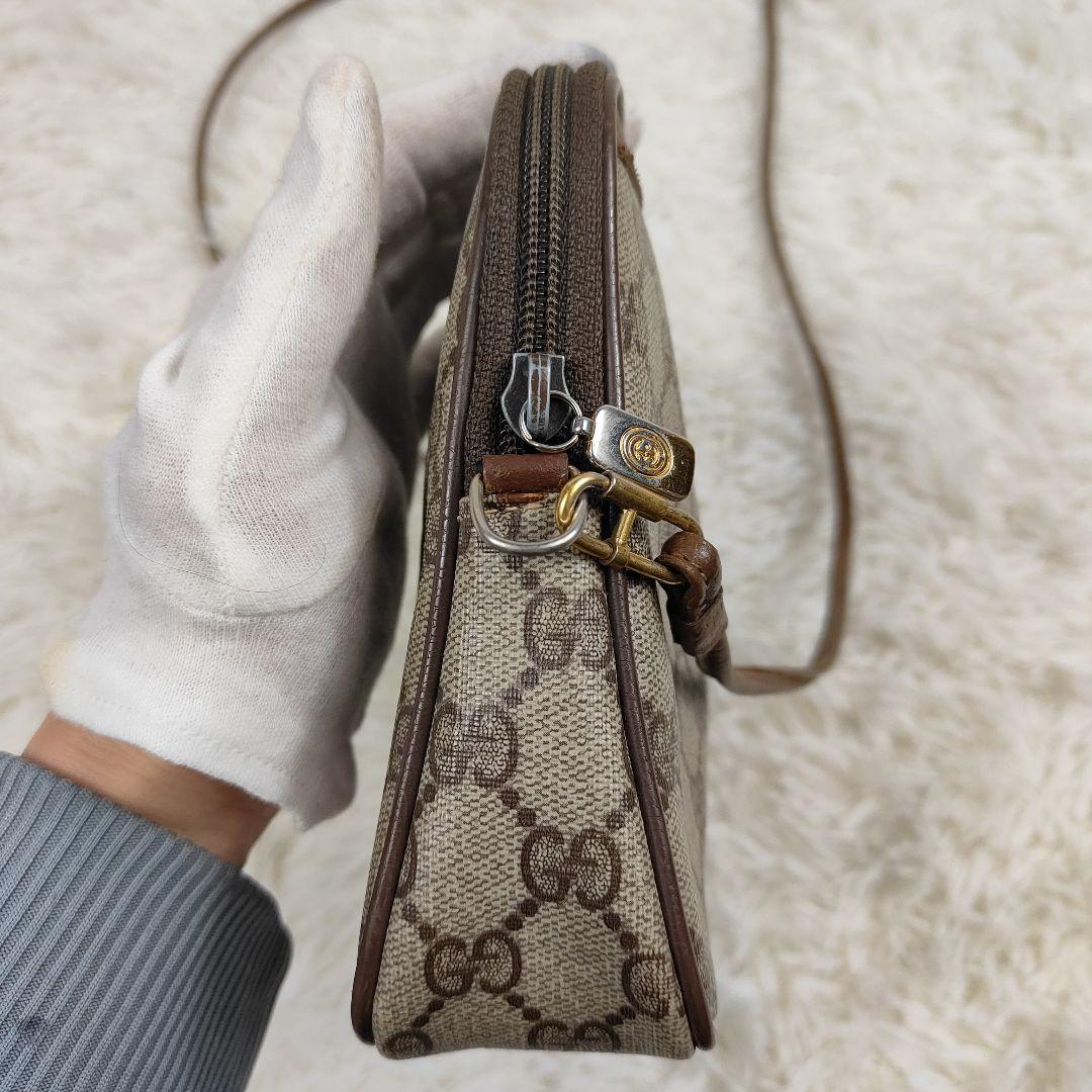 GUCCI　ショルダーバッグ　GGスプリーム　インターロッキング　2way