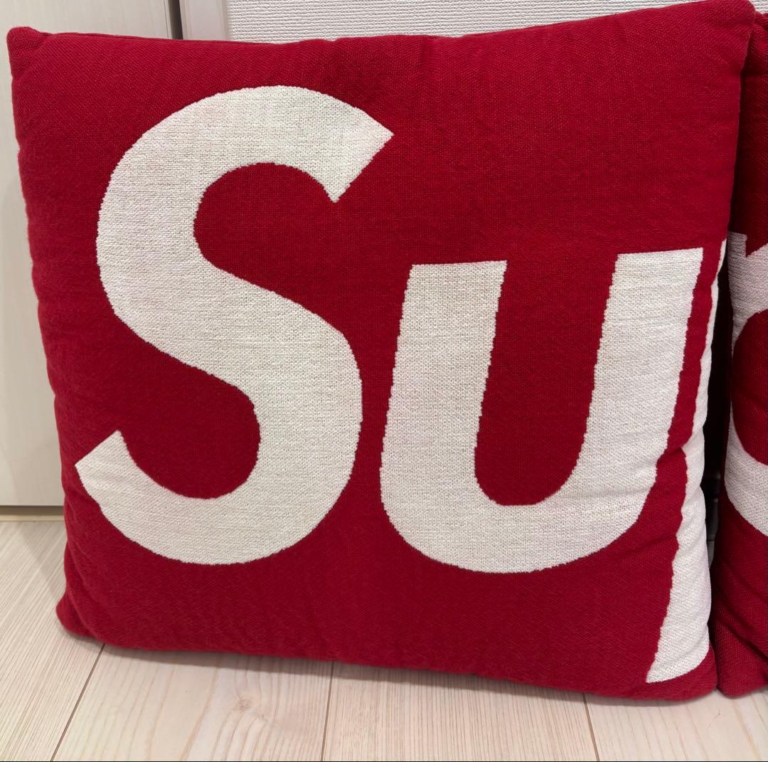 Supreme Jules Pansu Pillows Red クッション