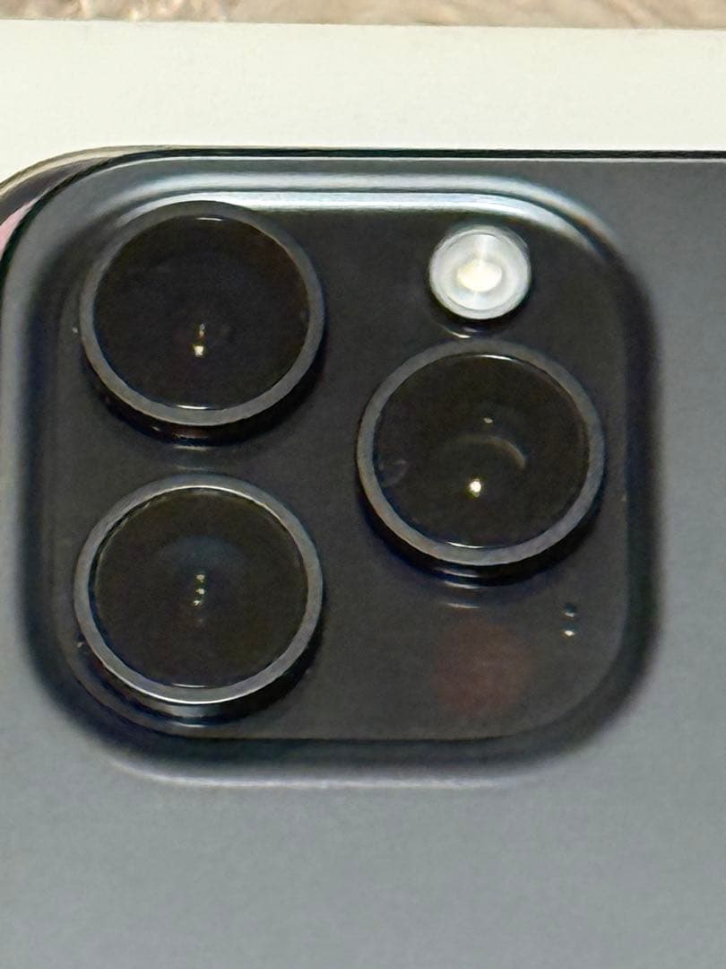 iPhone 15 pro max 256GB シムフリー ブラックチタニウム