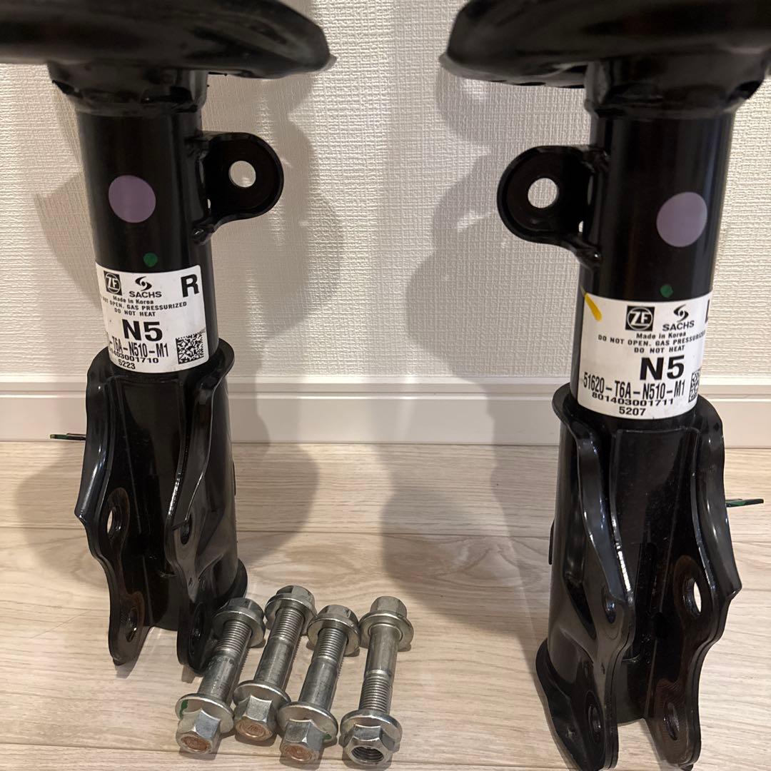 ホンダ　オデッセイ　RC1 N5アブソーバー コイルスプリング 新車外し