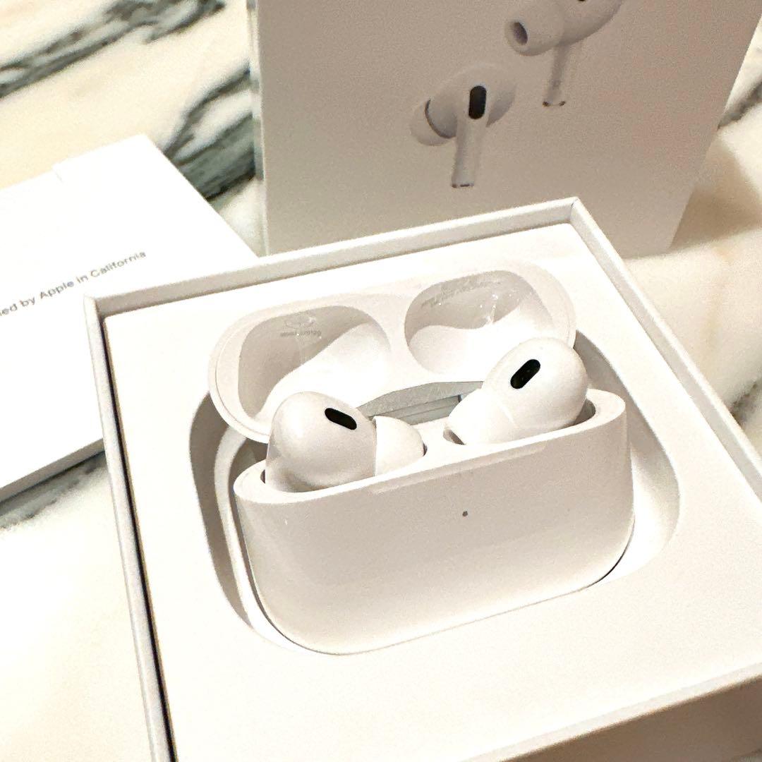 美品　Apple AIRPODS 第２世代