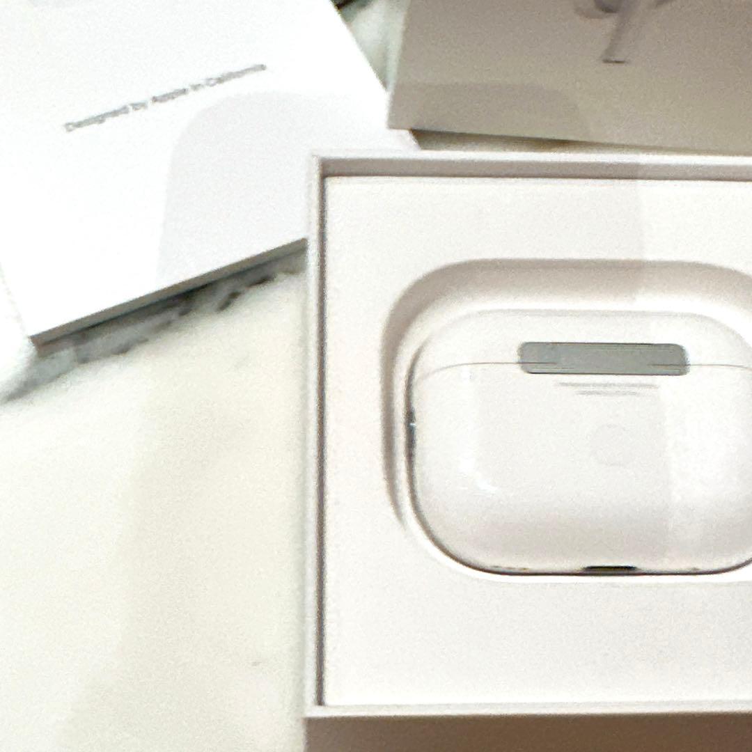 美品　Apple AIRPODS 第２世代