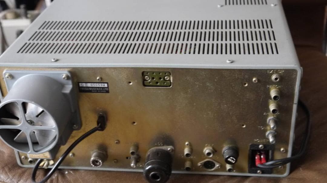 ヒ*ー様 Yaesu FT-101ZSD