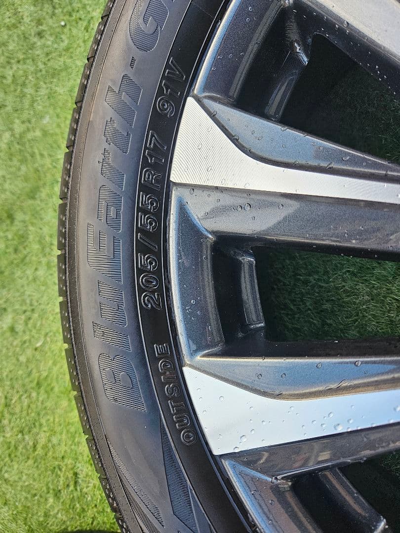 トヨタ　ヴォクシー90　純正Yokohamaタイヤ付きホイールセット 17インチ