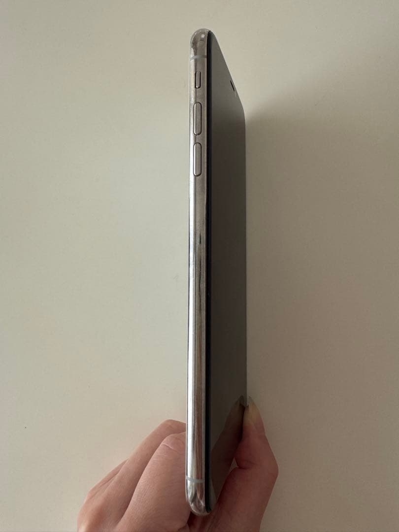 iPhoneXS max 256GB シルバー