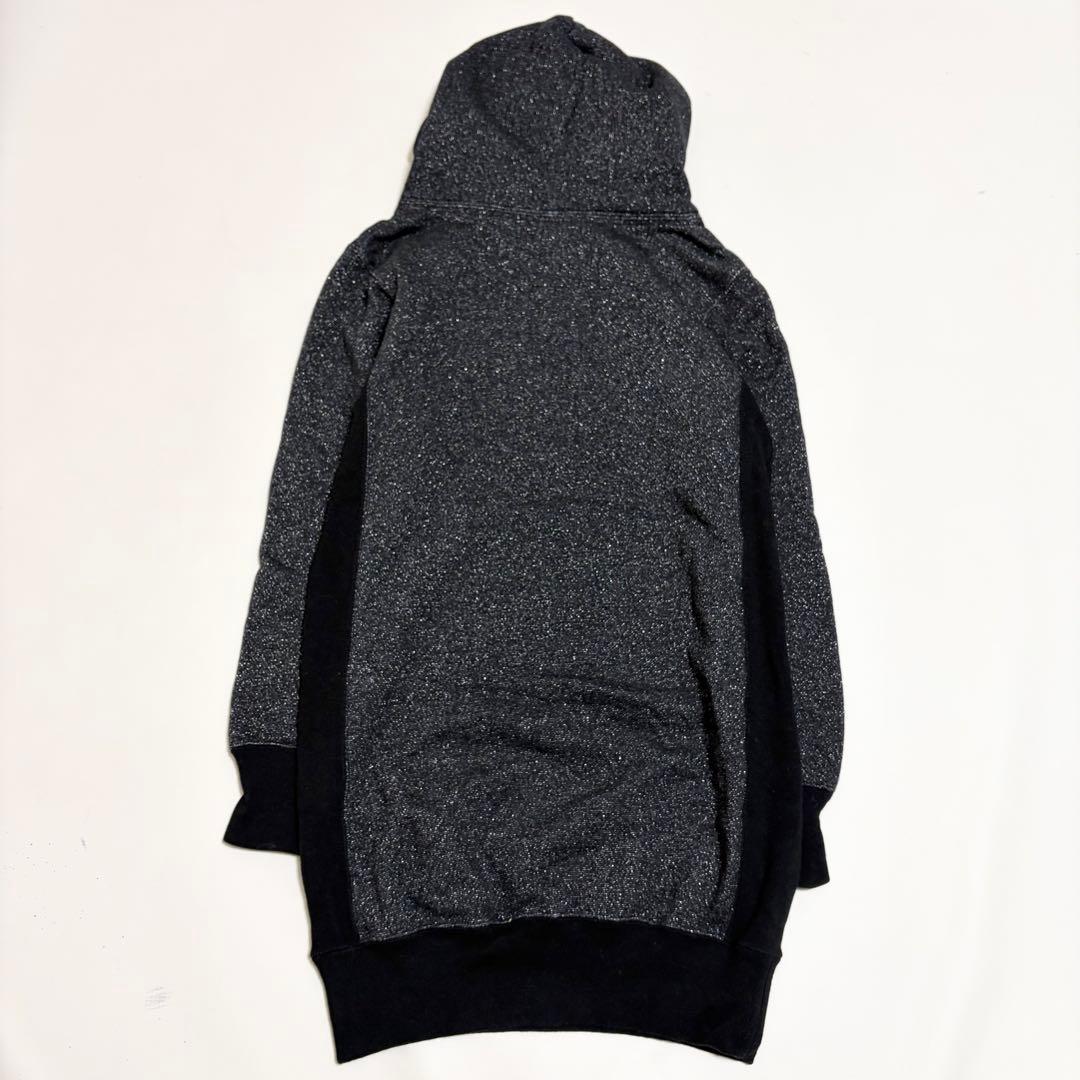マークアンドロナ　パーカー　ロング　ラメ　グレー　　ブラック　ロゴ　M
