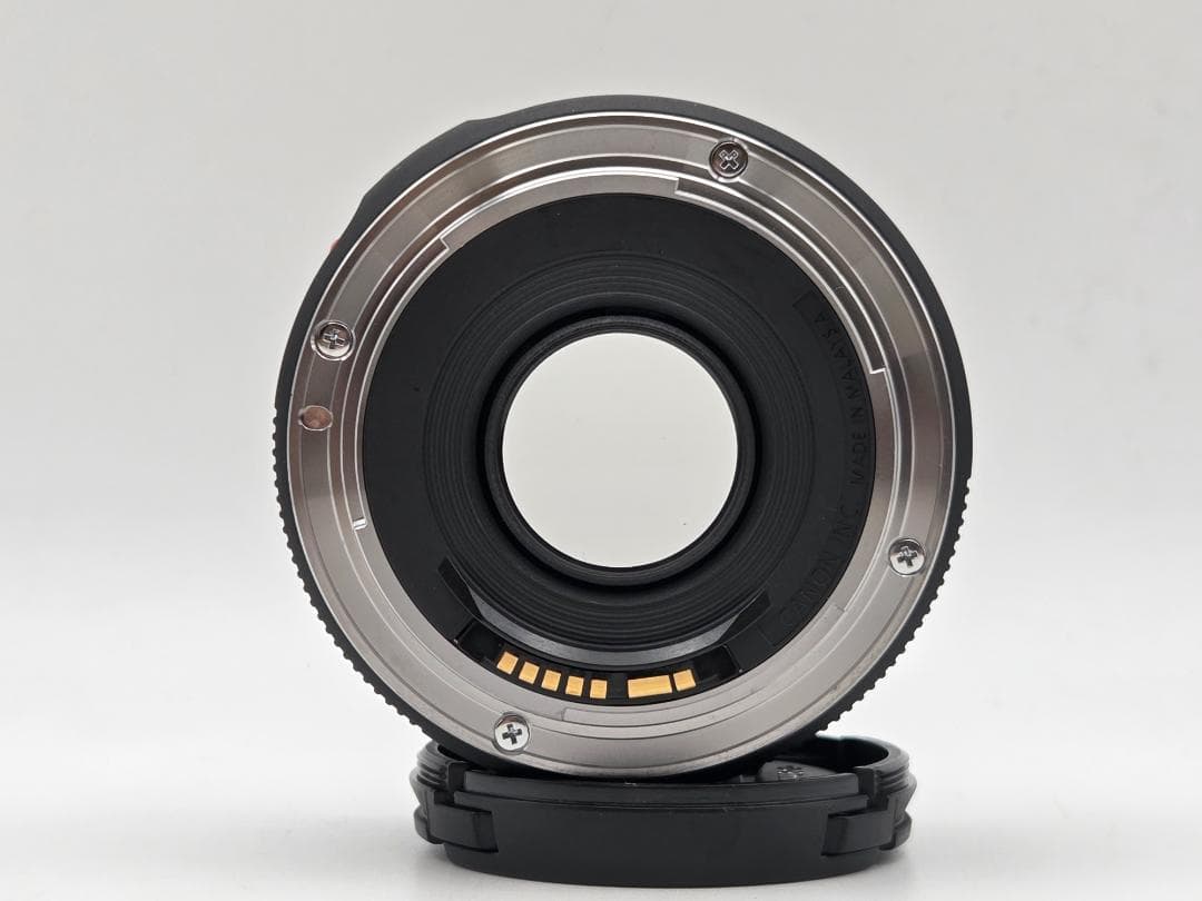 キャノン　Canon EF 50mm F1.8 STM