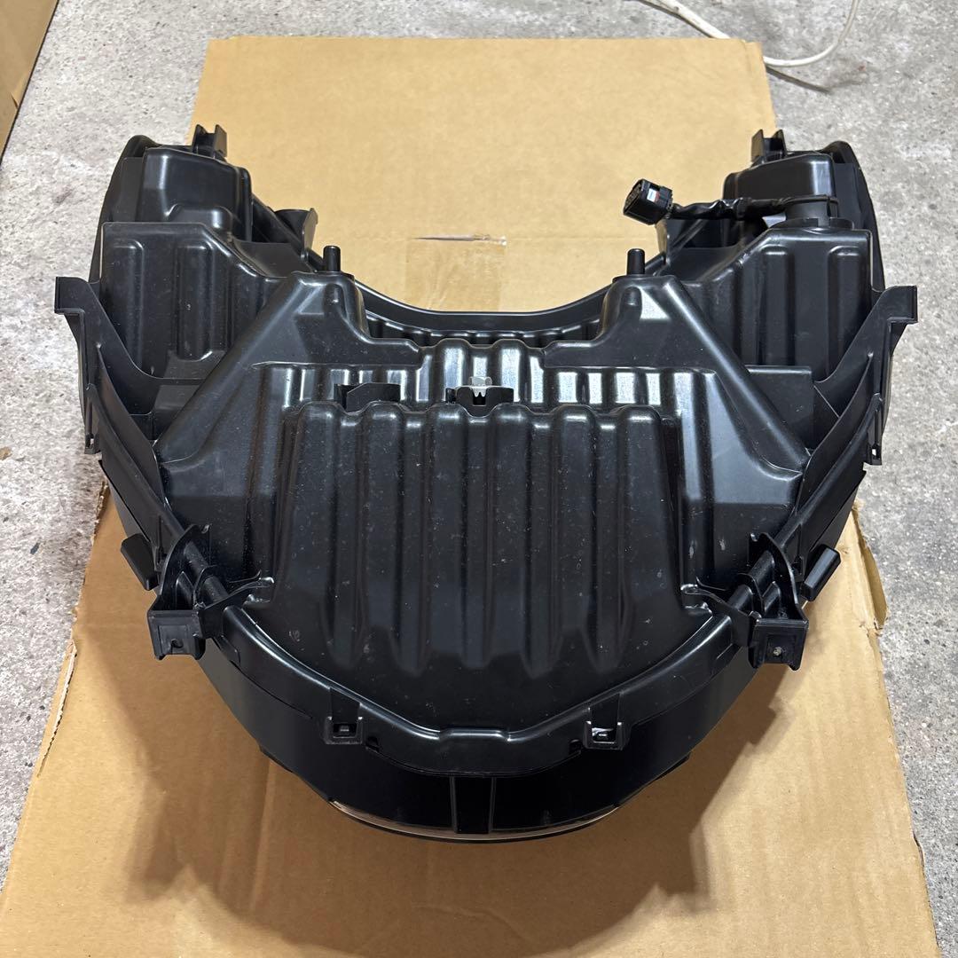 JK05 KF47 PCX 中古　純正　美品LED ヘッドライト ホンダ　送料込