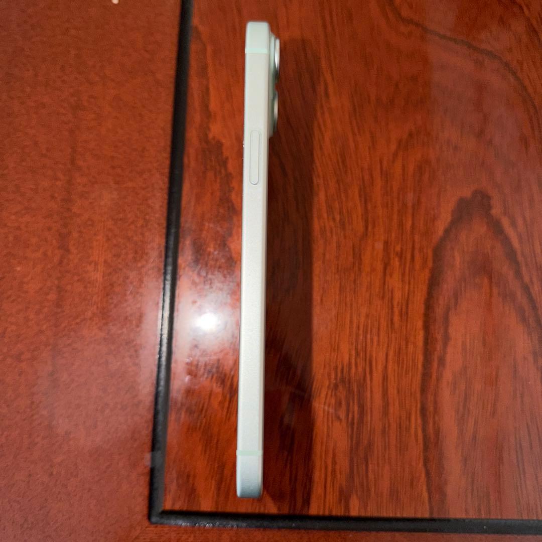 携帯電話本体 Apple iPhone 15plus