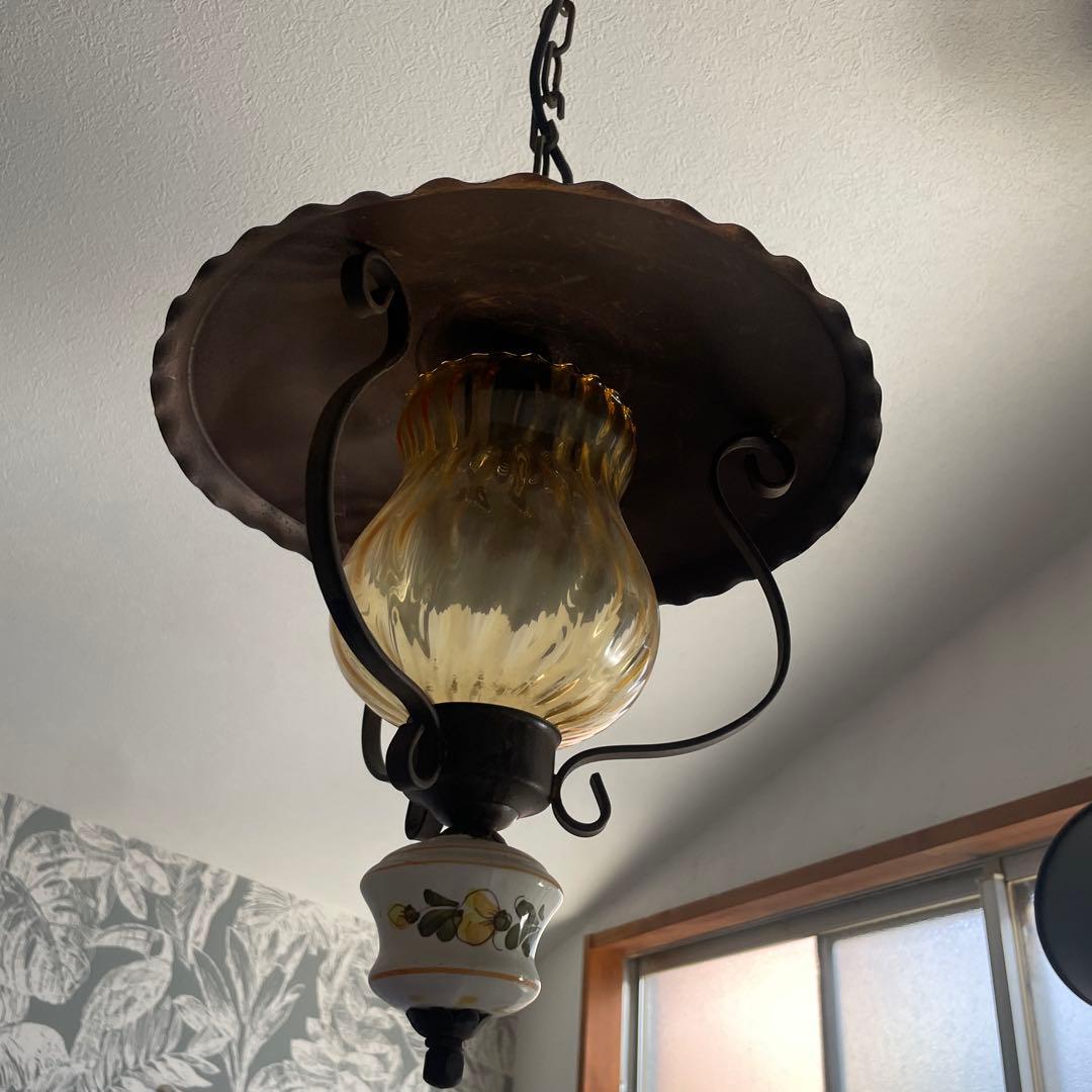 ヨーロッパ　クラシック ペンダントランプ　アイアン　ガラス 陶器　ランタン型