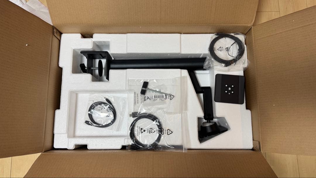 32UN880K-B(LG ディスプレイモニター 本体)