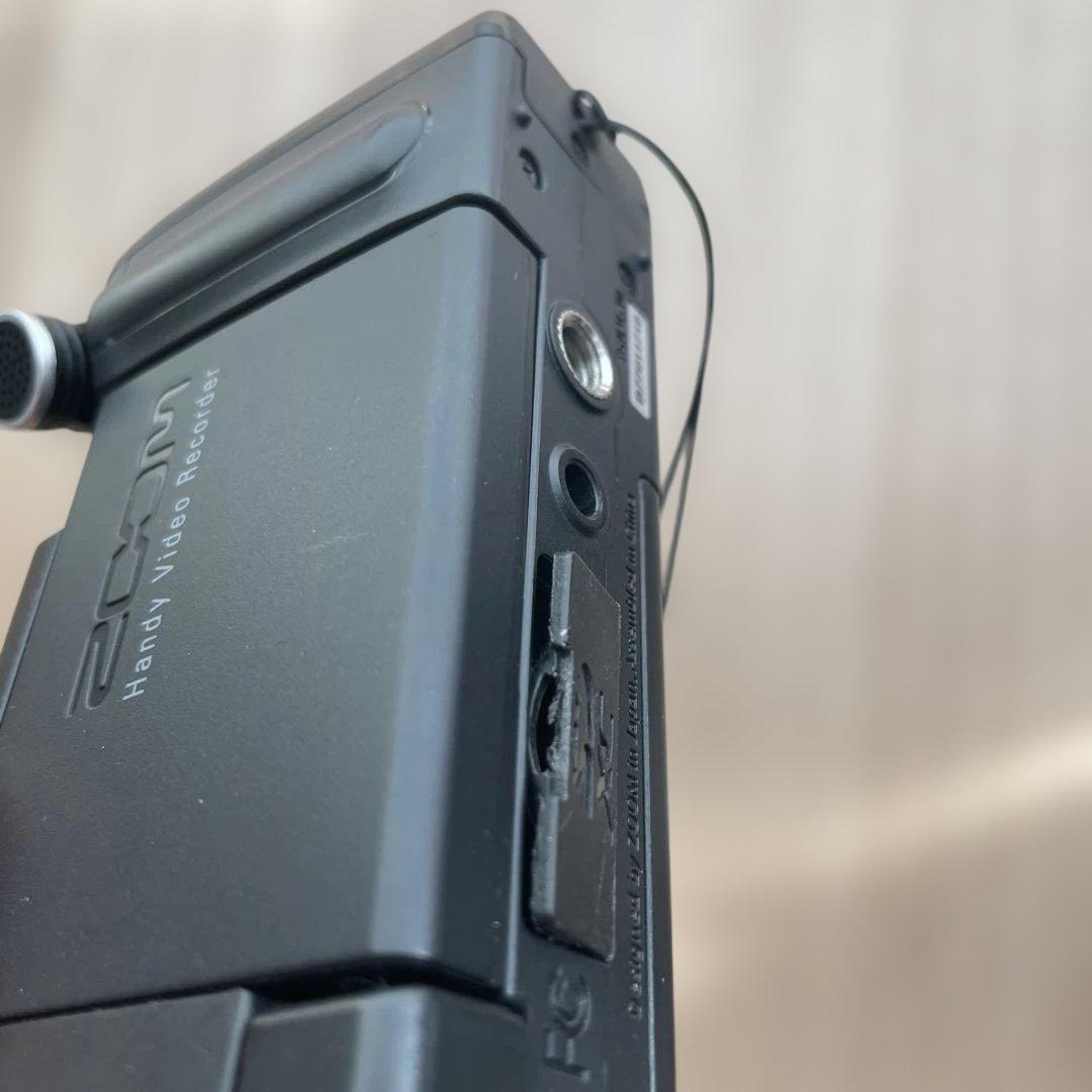 ZOOM ハンディビデオカメラレコーダー Q4n