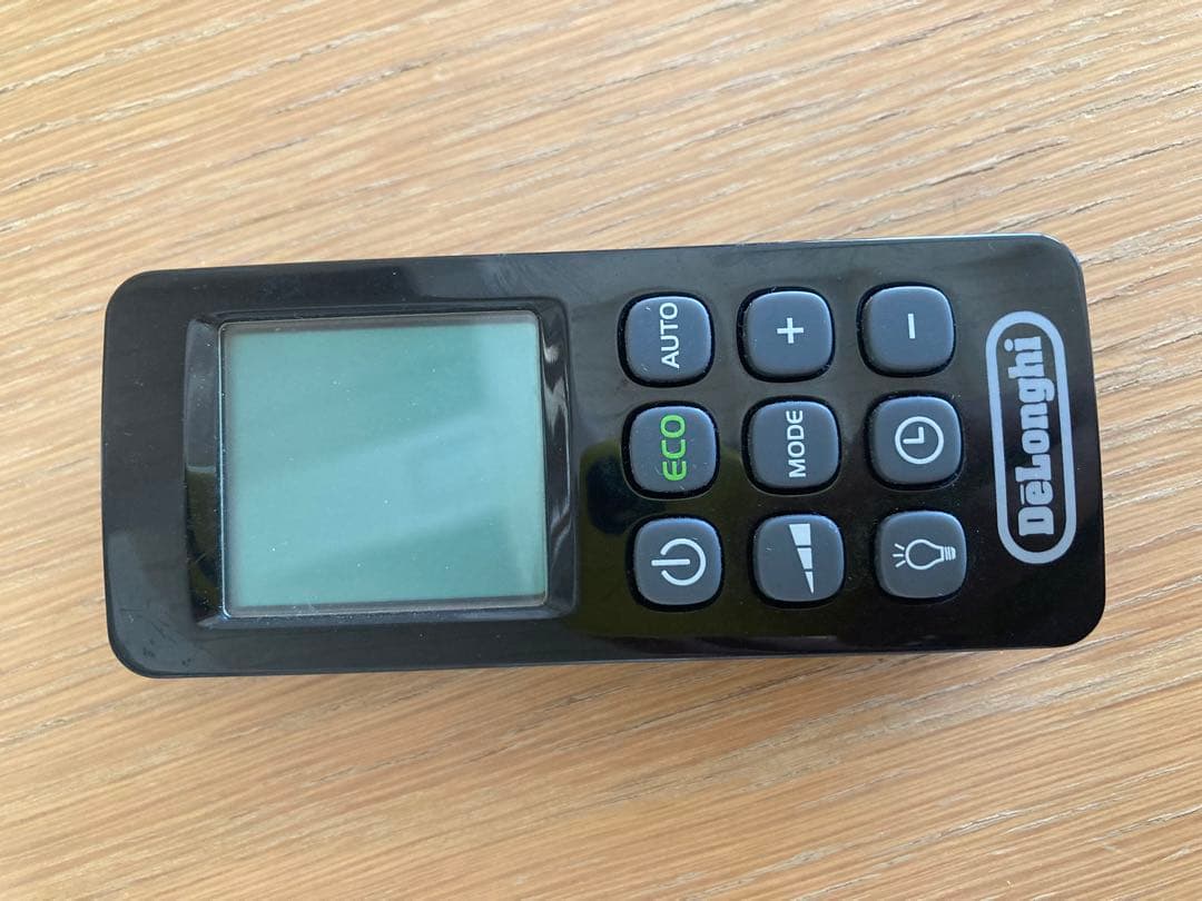 デロンギ　オイルヒーター　10畳〜13畳