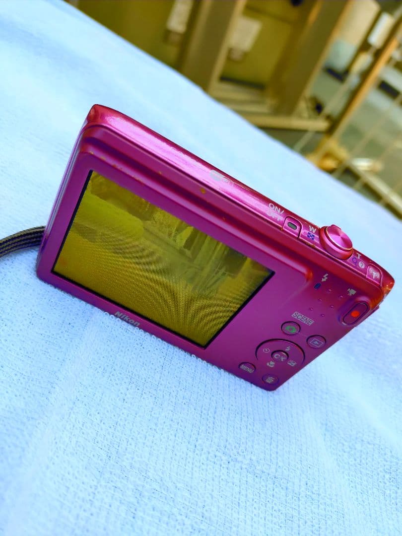 状態の良いNikon COOLPIX S3700 ピンク ニコン