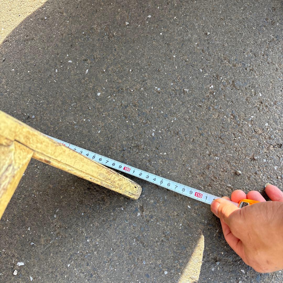 ステップラダー　アンティーク　飾り棚