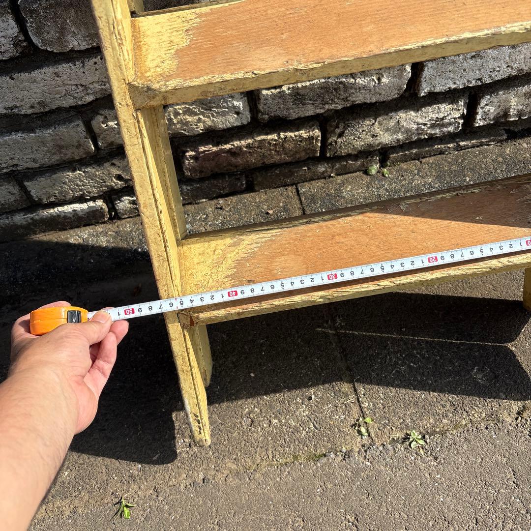 ステップラダー　アンティーク　飾り棚