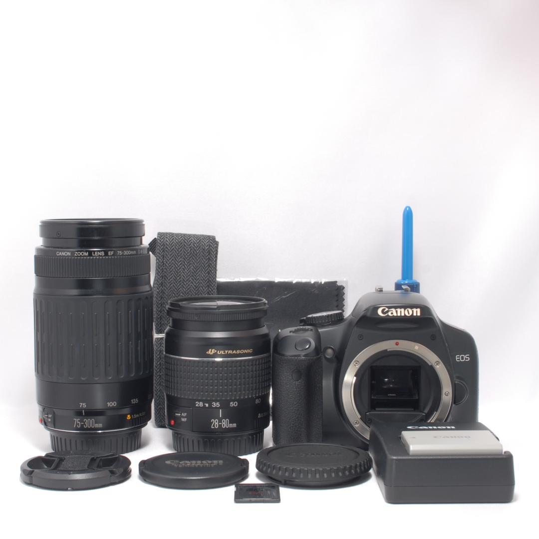 ⭐️カメラデビューにも⭐️Canon Kiss X2 キャノン　デジタル一眼