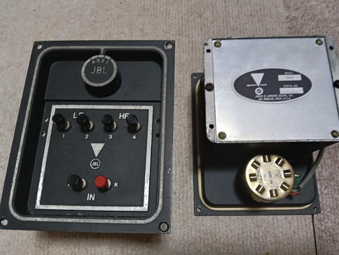 JBLスピーカー用ネットワーク　A2400　2個