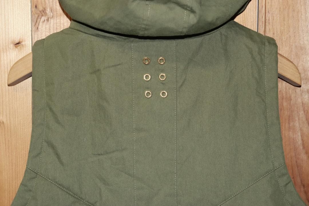 新品 Russeluno リバーシブル ベスト 中綿 (4/M) Ⓗ