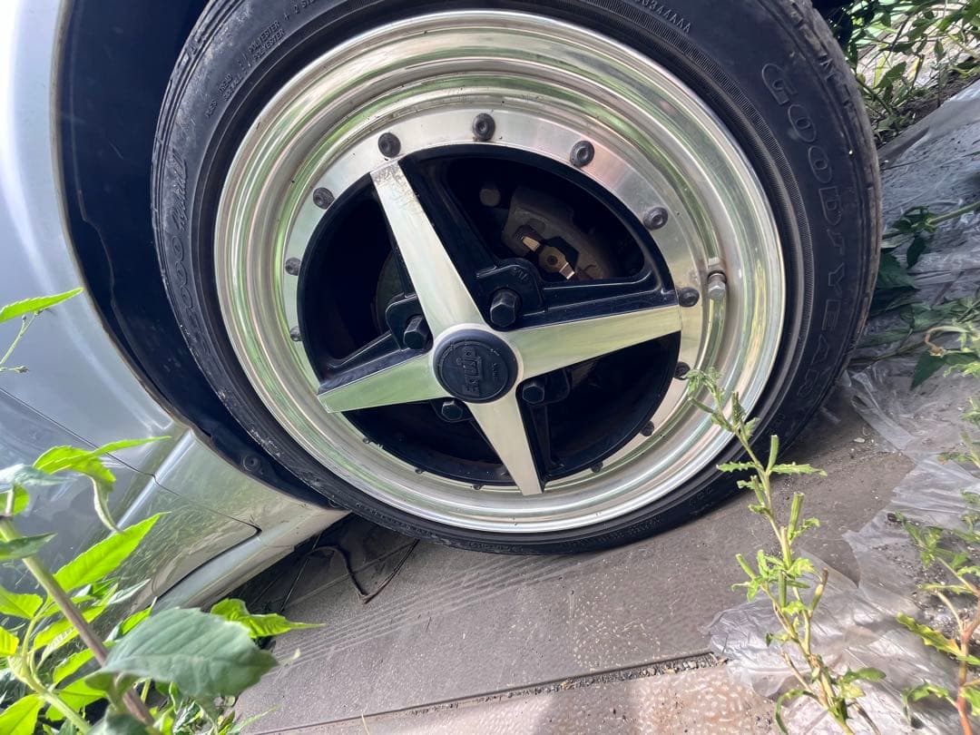 katsuELエクイップ01 15 5.0Jオフセット＋42 PCD100