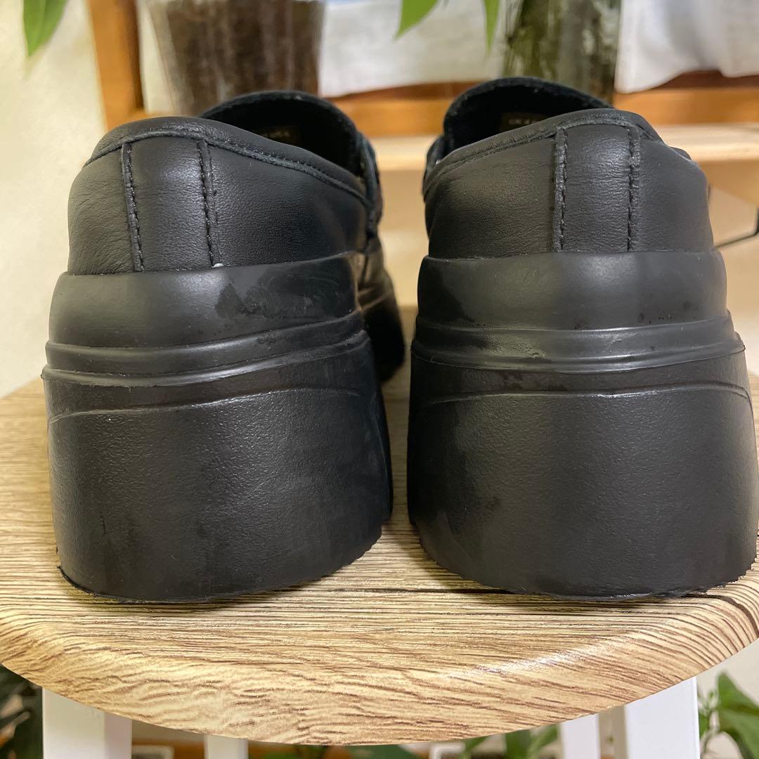 リファインドエクスプローラー フラットフォームローファー　23.0