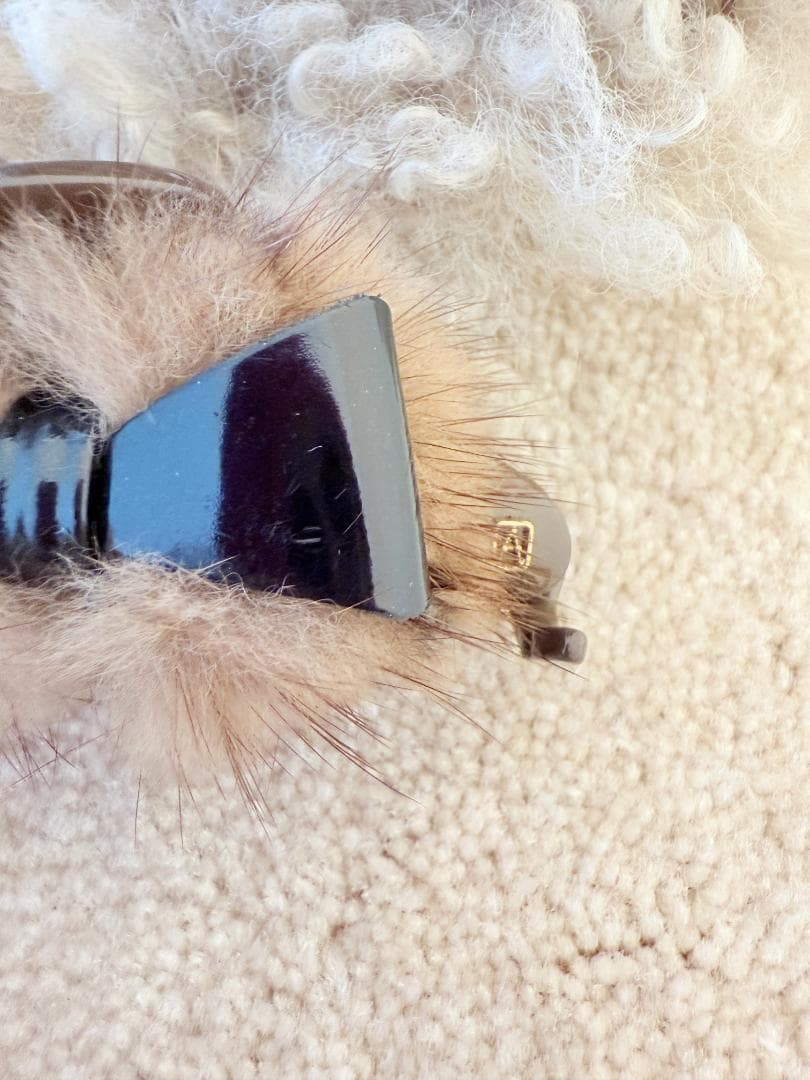 アレクサンドル ドゥ パリ　 リボン×リアルファー×スワロ付き クリップ