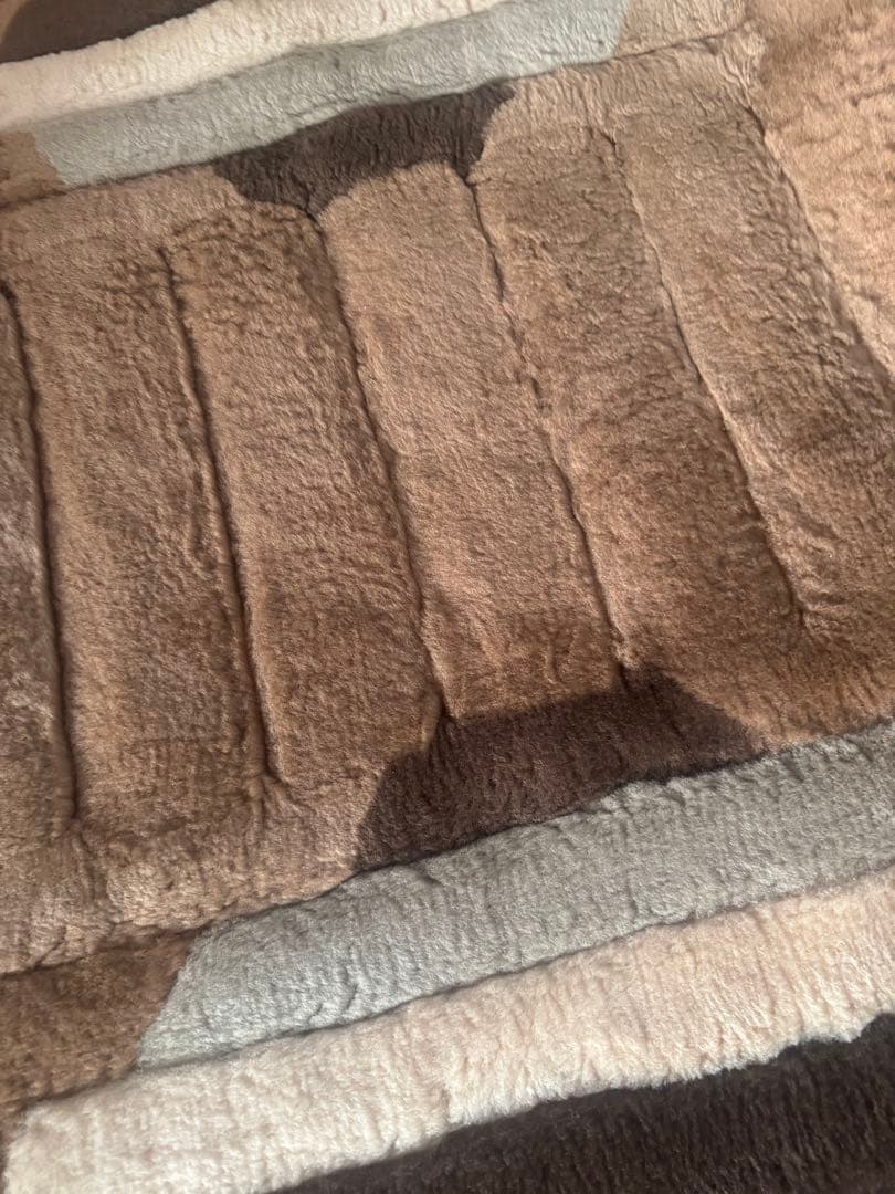 丸八真綿　ファートン　ムートン