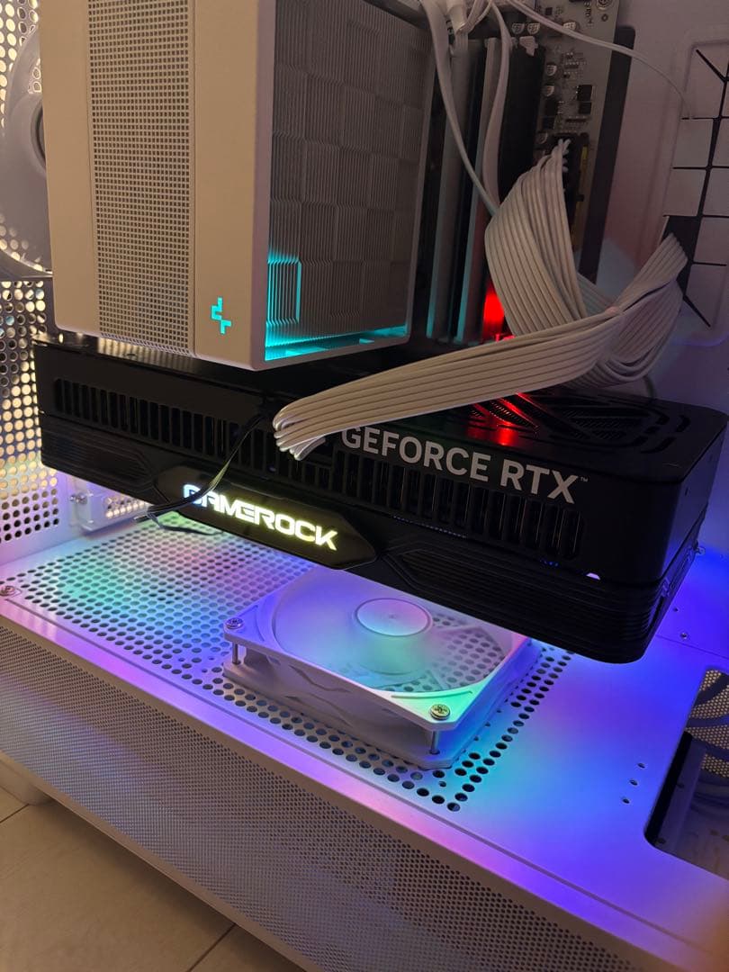 グラフィックボード・グラボ・ビデオカード Palit RTX5090 gamerock 32gb