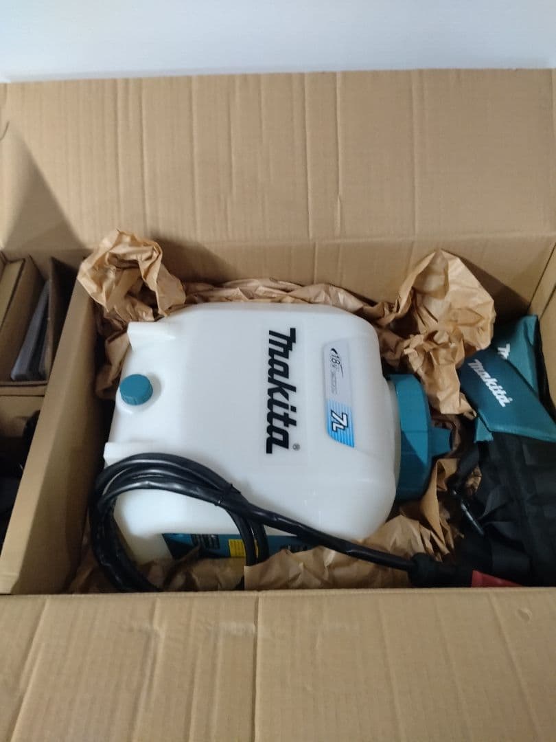 ★マキタ充電式噴霧器MUS078 SF